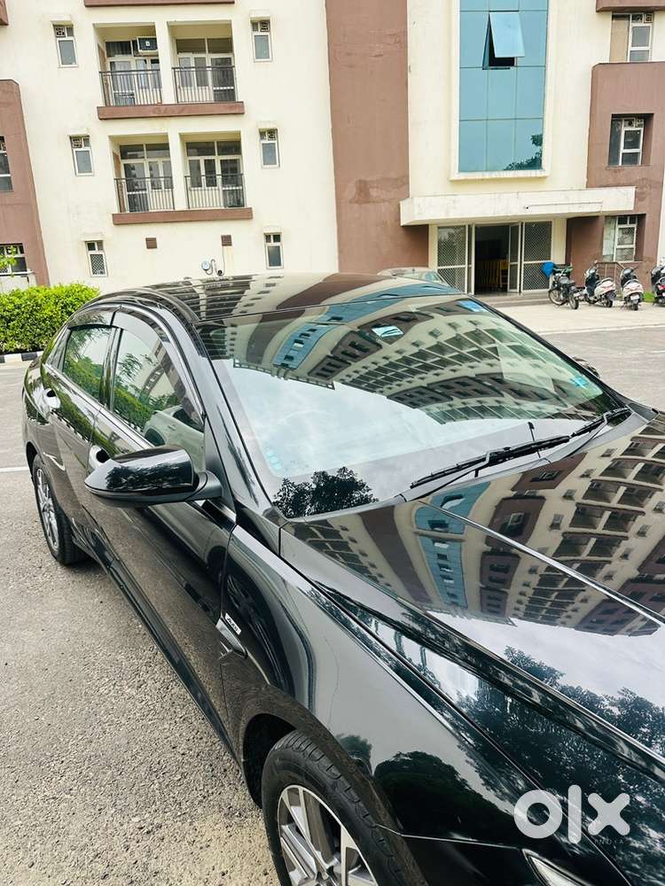 Hyundai Verna Auto 2024