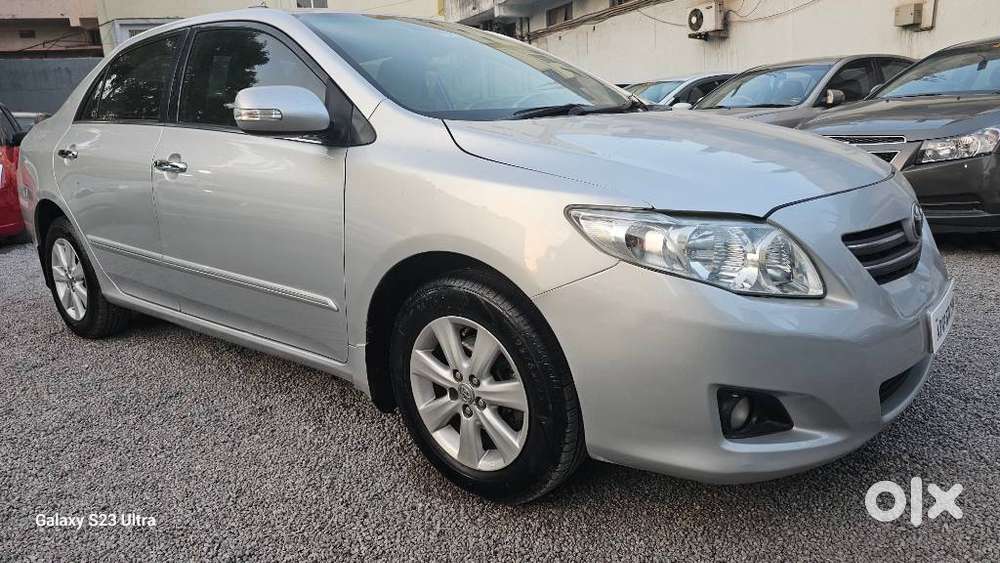 Toyota Corolla Altis 2010-2013 1.8 Js, 2010, Petrol