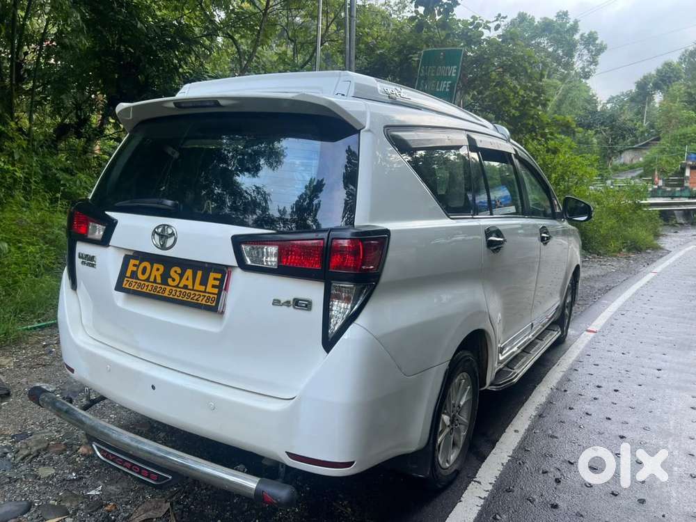 Toyota Innova Crysta 2.4 Gx Mt, 2017, Diesel