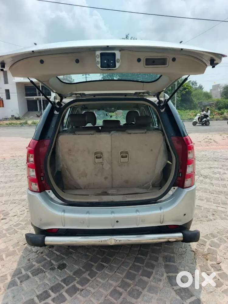 Mahindra Xuv500 10 Diesel 91000 Km Driven