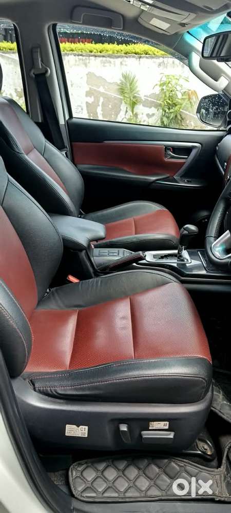 Toyota Fortuner Legender 4x2 At 2.8, 2024, Diesel