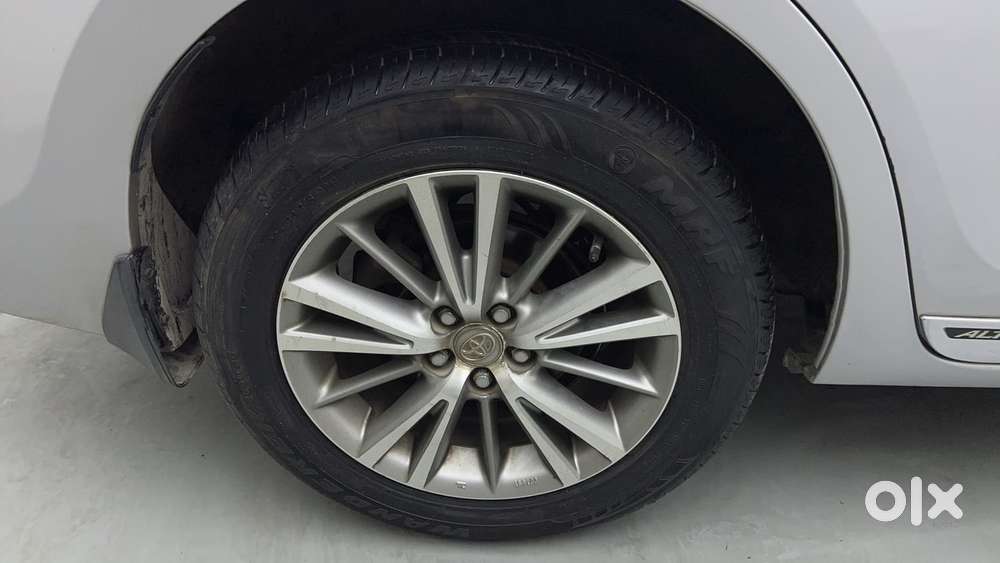 Toyota Corolla Altis 2013-2017 Vl At, 2015, Petrol