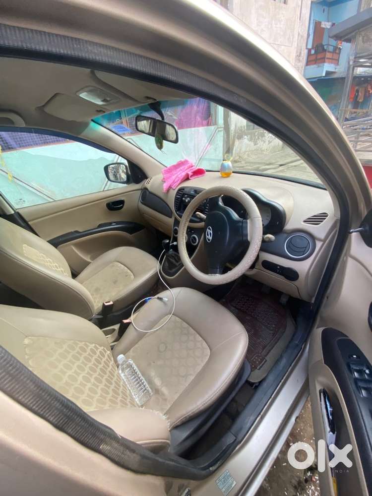 Hyundai I10 2010 Petrol 70000 Km Driven