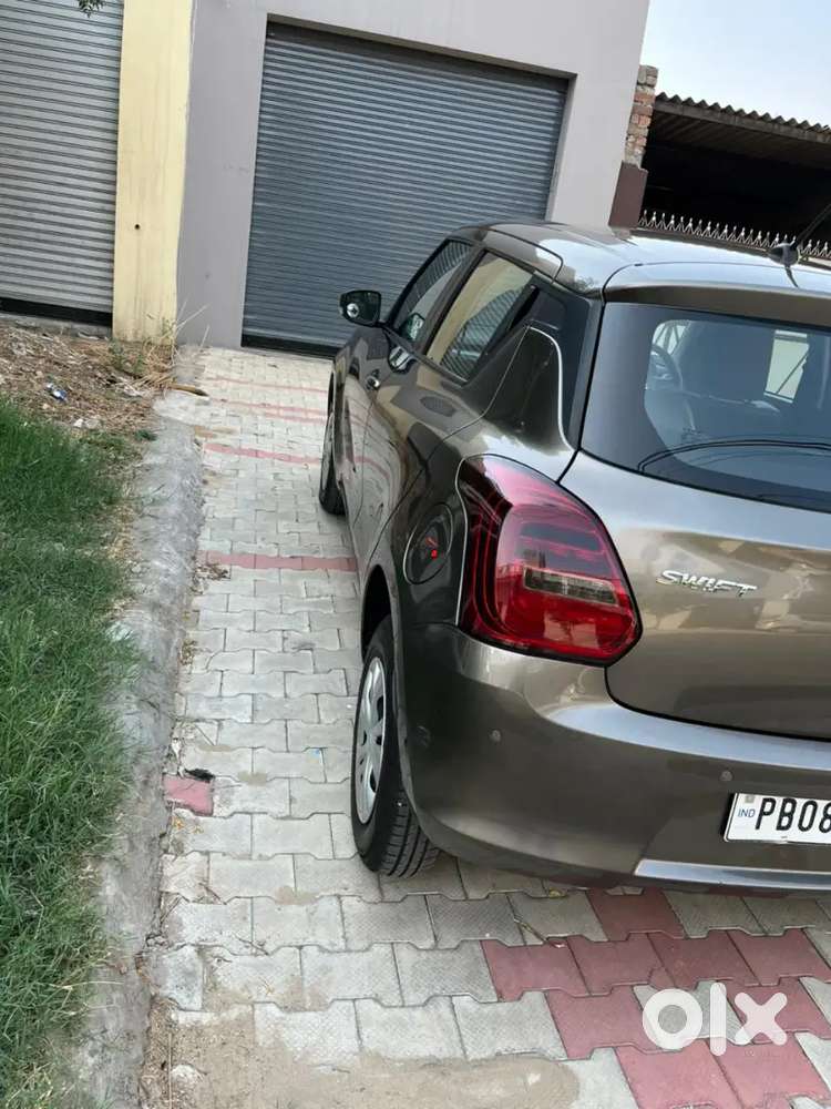 Maruti Suzuki Swift 2023 Petrol 7000 Km Driven L