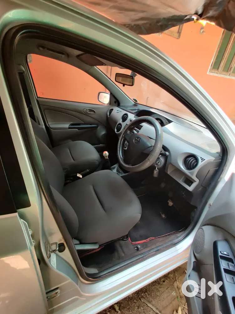 Toyota Etios 2011 Petrol 94983 Km Driven