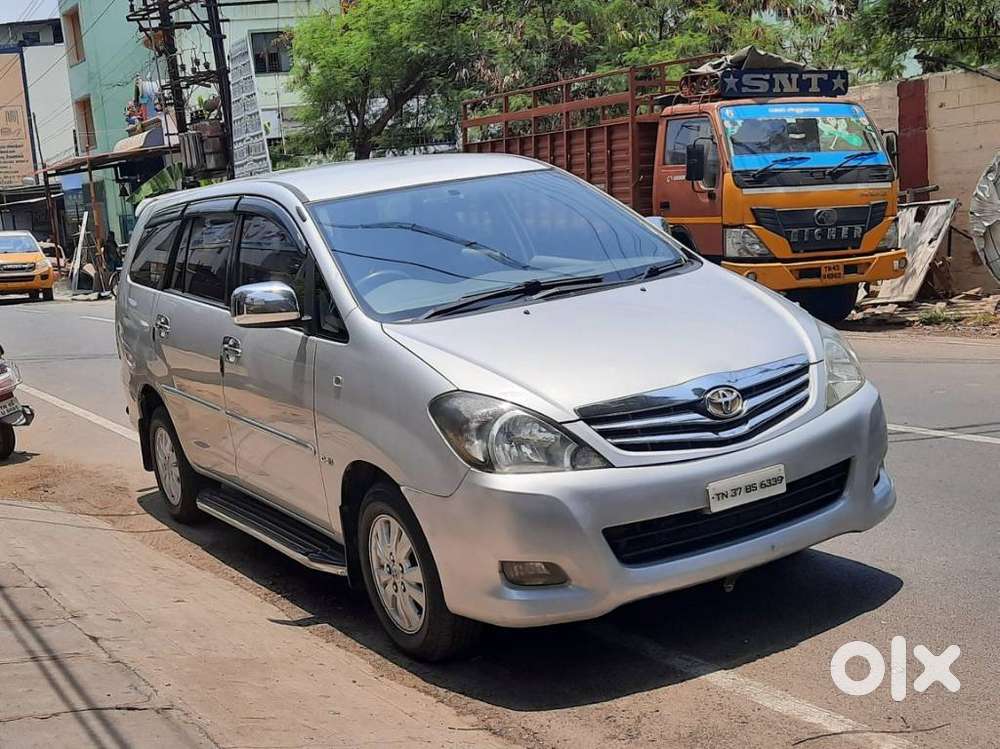 Toyota Innova 2.5 V 7 Str, 2011, Diesel