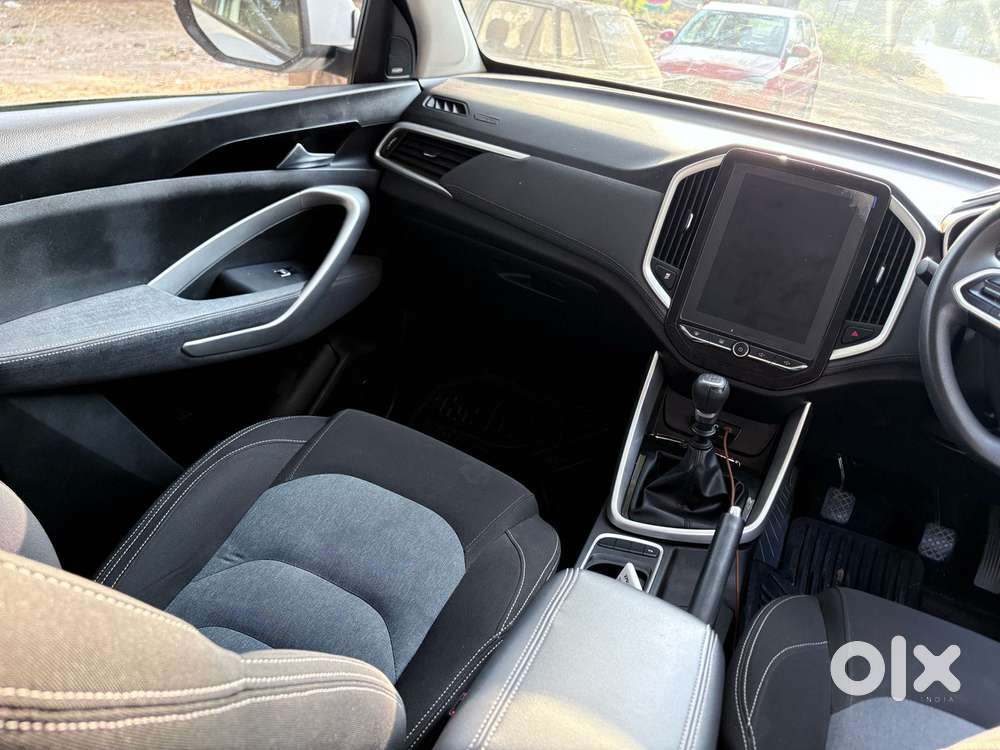 Mg Hector Plus 1.5 Hybrid Super Turbo 7 Str, 2020, Petrol