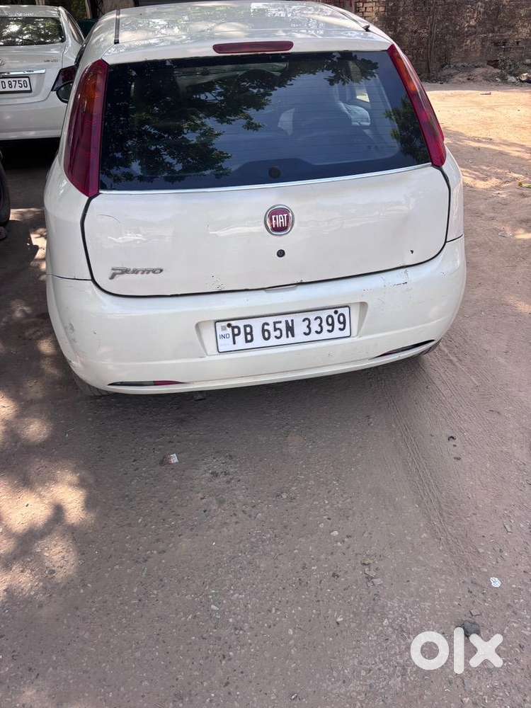 Fiat Punto 2011 Diesel 61000 Km Driven