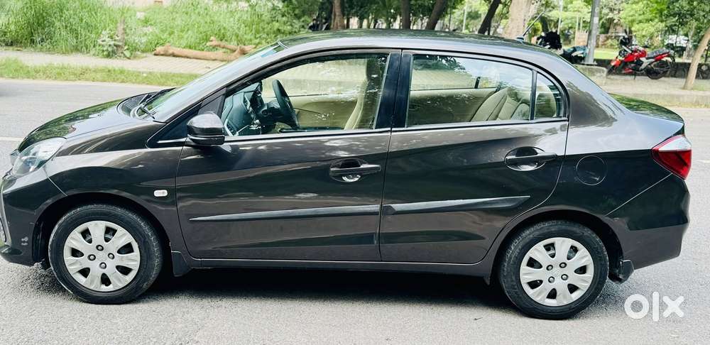 Honda Amaze S Mt I-vtec, 2017, Petrol