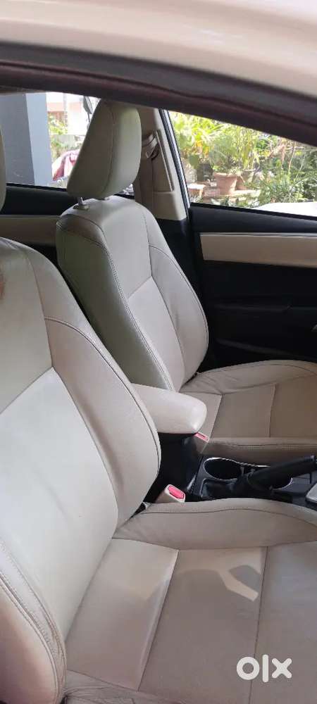 Toyota Corolla Altis 2014 Gl Top End Model