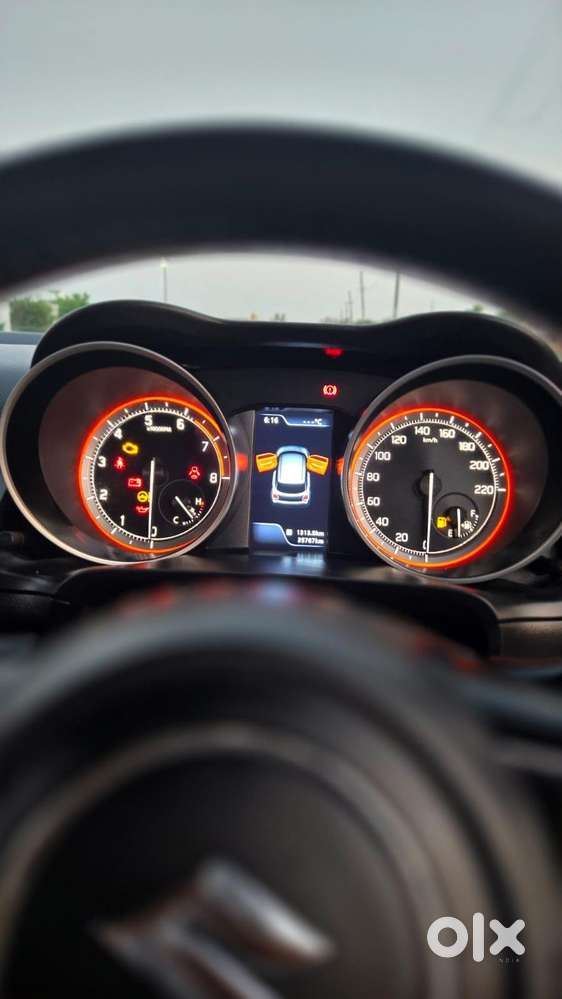 Maruti Suzuki Swift Lxi Optional-o, 2023, Petrol