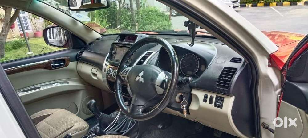 Mitsubishi Pajero Sport 2014 Diesel 256000 Km Driven