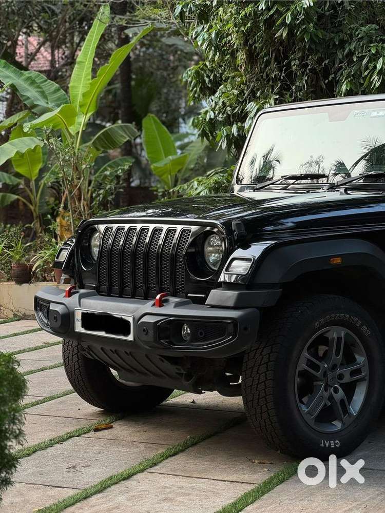 Mahindrathar Petrol Automatic 4*4 Single Owner