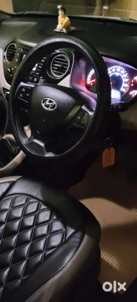 Hyundai Grand I10 Sportz November 2015