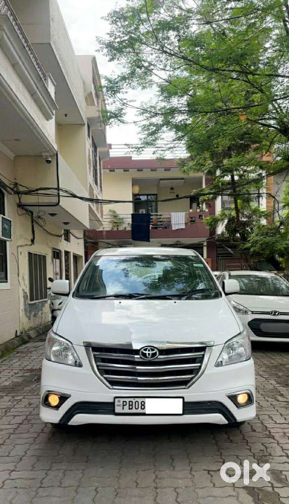 Toyota Innova 2.5 Gx 7 Seater Bs Iv, 2015, Diesel
