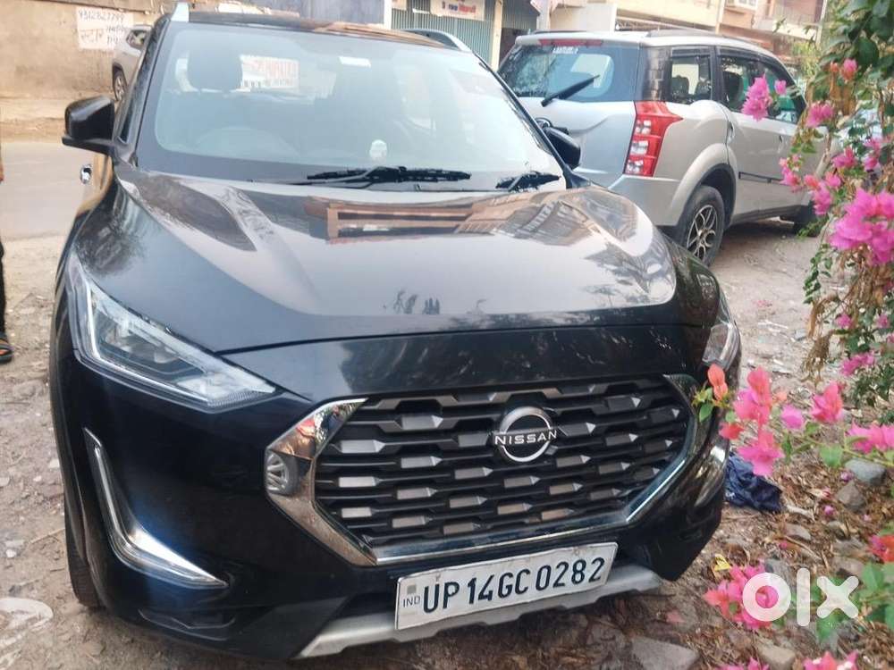 Nissan Petrol Car 2024