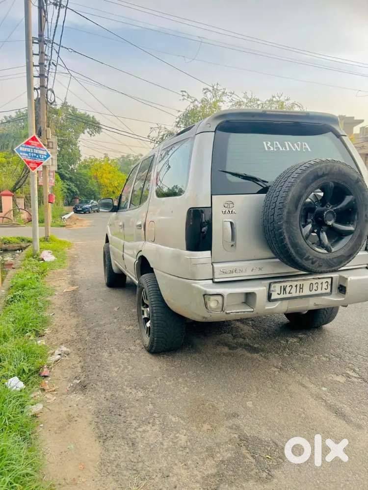 Tata Safari 2014 Diesel 10000 Km Driven