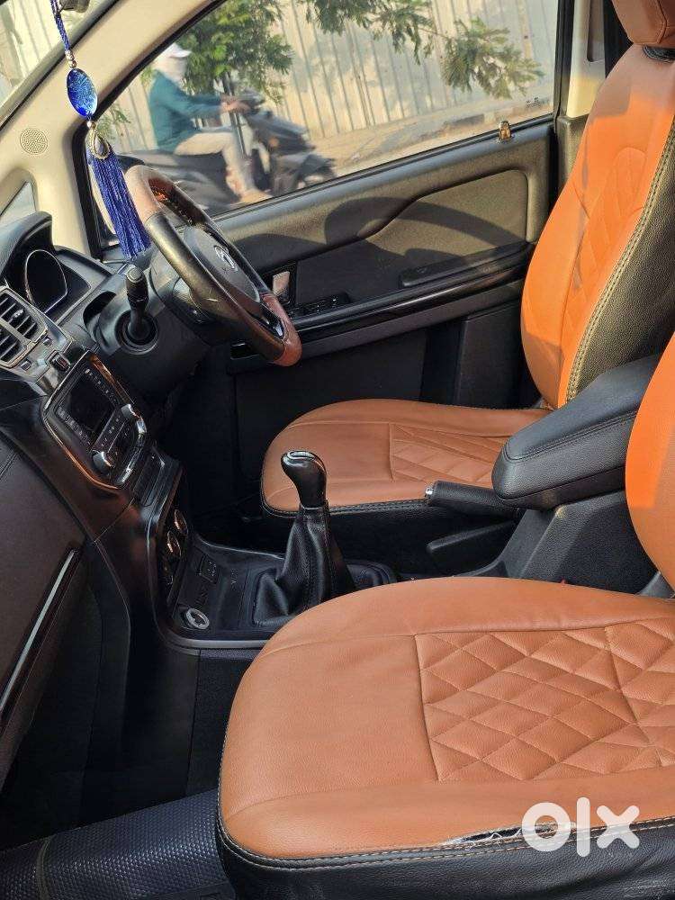 Tata Hexa 2.2 Xe 4x2 7 Str, 2018, Diesel