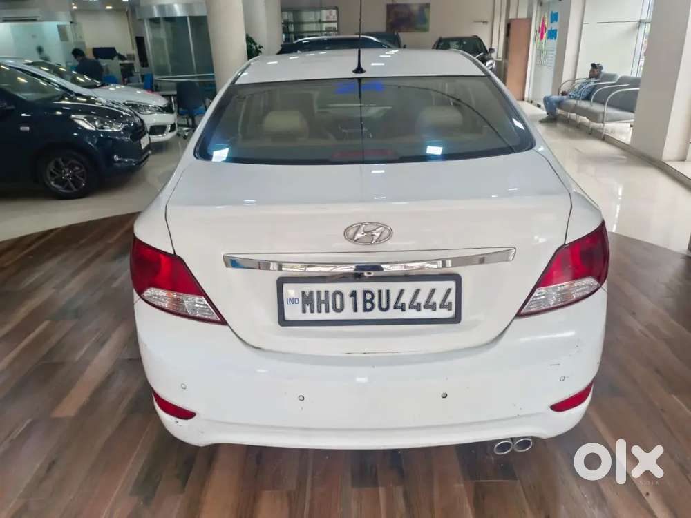 Hyundai Fluidic Verna 2014 Petrol 105000 Km Driven