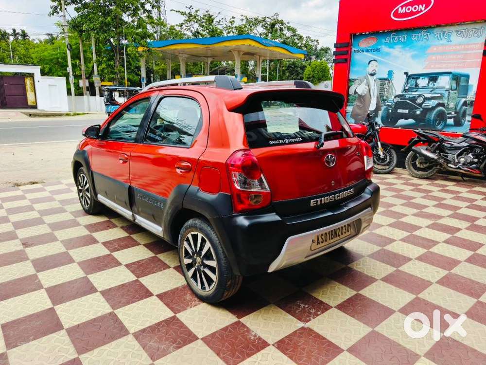 Toyota Etios Cross 1.2l G, 2014, Petrol