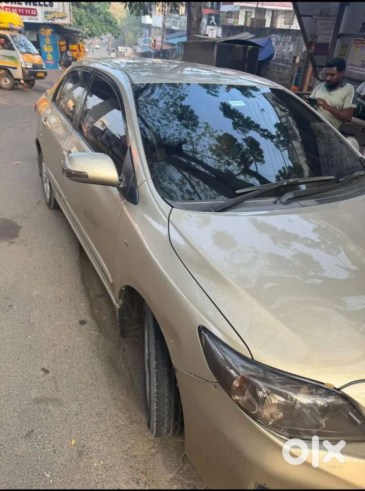 Toyota Corolla Altis 2013 Petrol 100000 Km Driven