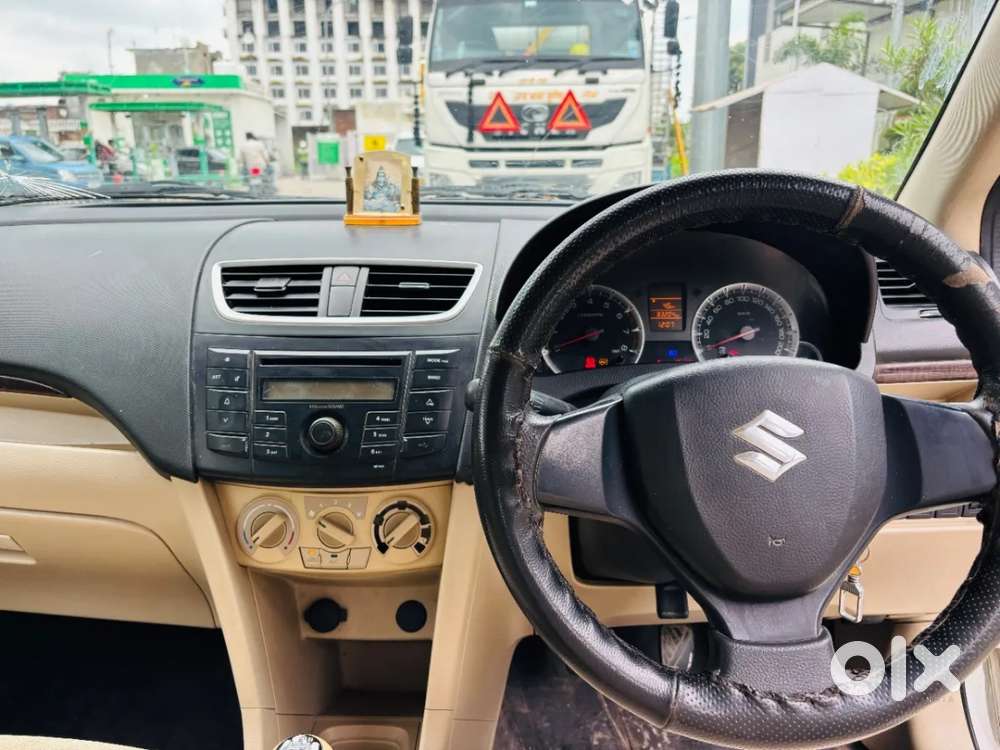 Maruti Suzuki Swift Dzire 1.2 Vxi Bsiv, 2013, Petrol