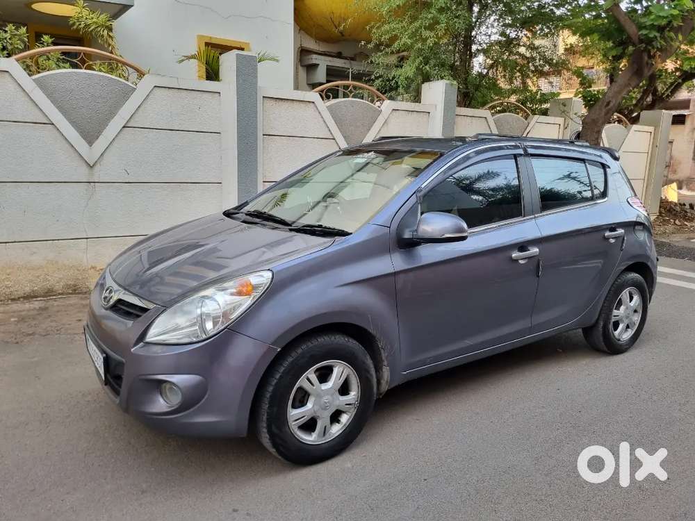 Fully Maintained Diesel I20 Asta Top Model Super Condition