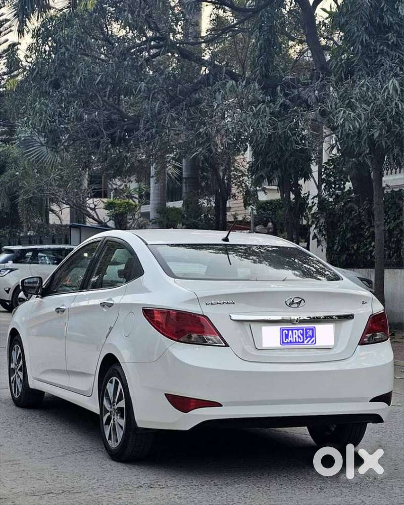 Hyundai Verna 1.5 Sx Ivt, 2016, Petrol