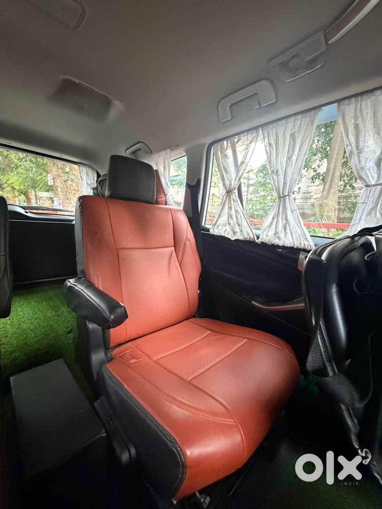 Toyota Innova Crysta Diesel 2025