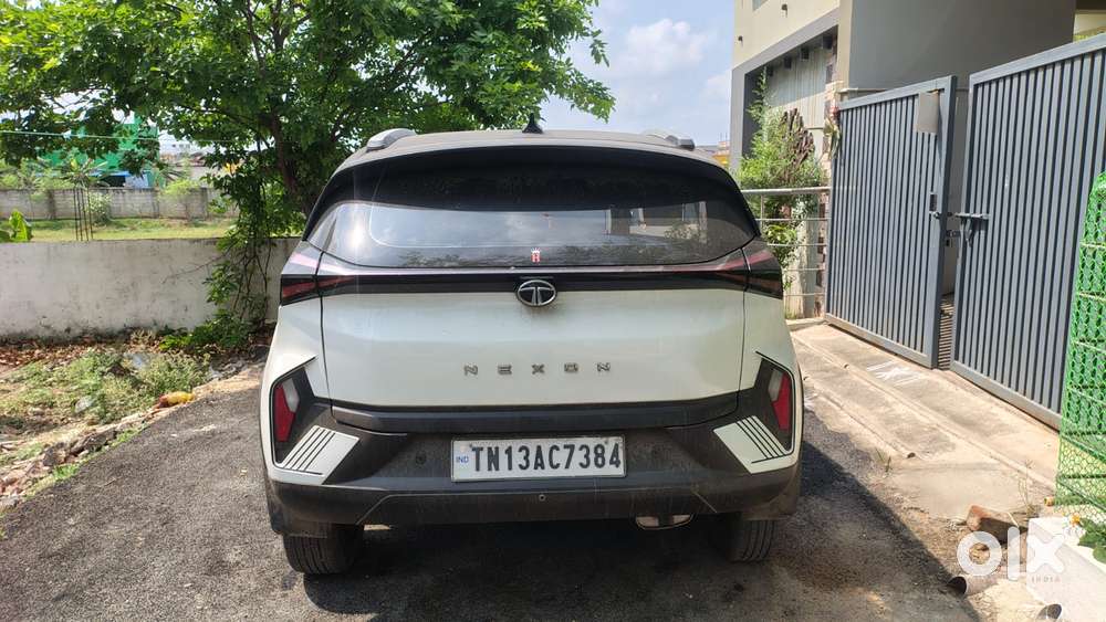 Tata Nexon Pure 1.2 Revotron Petrol 6 Mt, 2023, Petrol