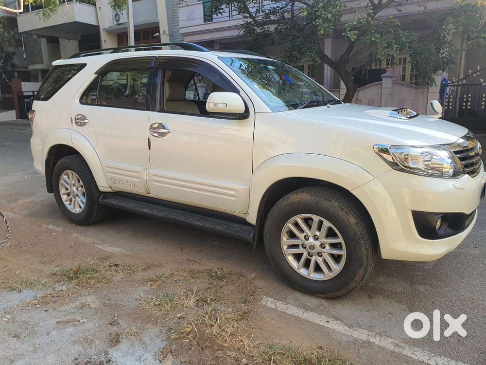Toyota Fortuner 3.0 4x2 Mt, 2014, Diesel