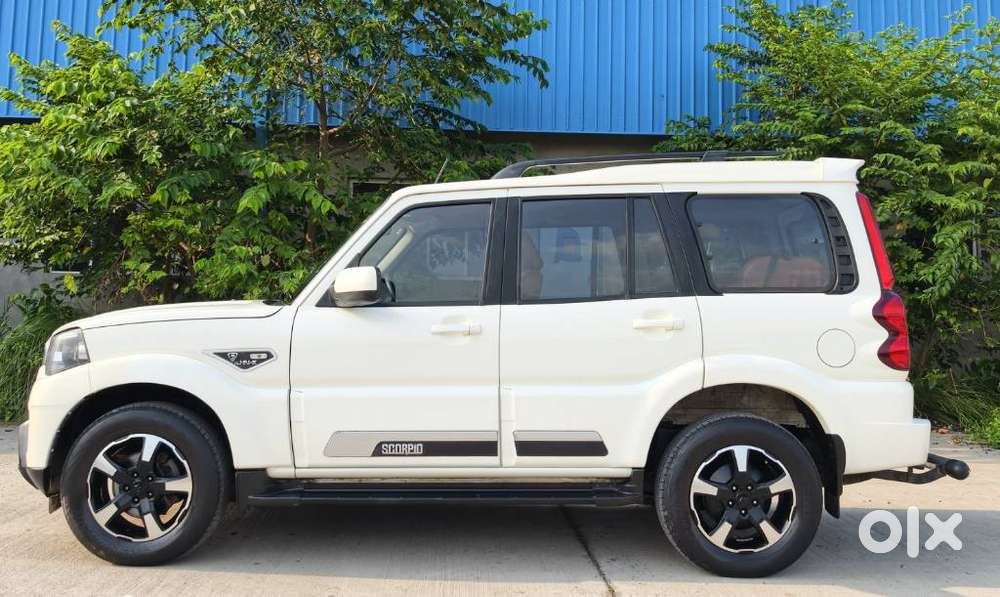 Mahindra Scorpio Classic 2.2 S 11 Mt 7 Str, 2022, Diesel