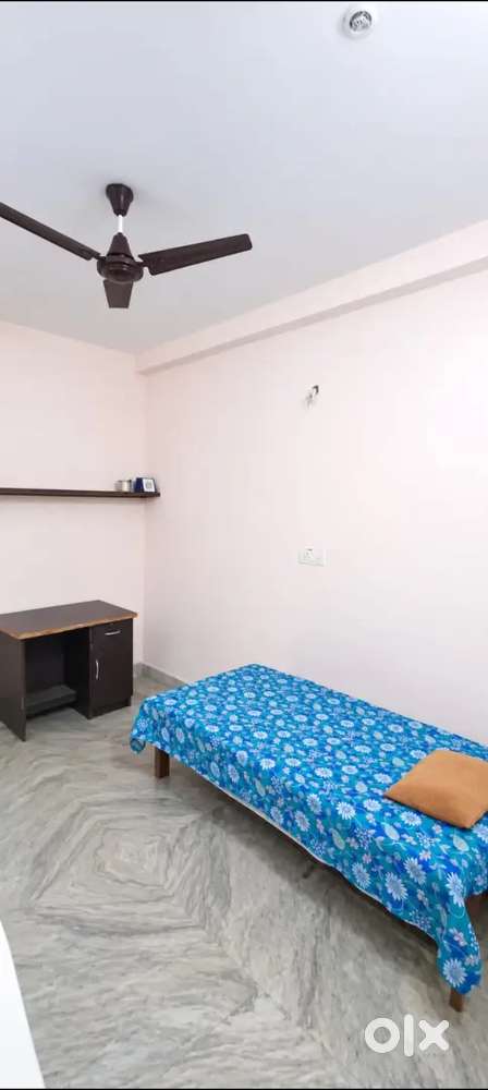 Room available for singles