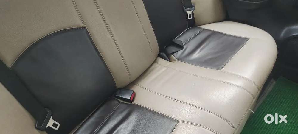 Nissan Sunny 2012 Car