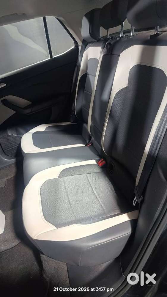Volkswagen Taigun Topline 1.0 Tsi At (electric Seats), 2024, Petrol