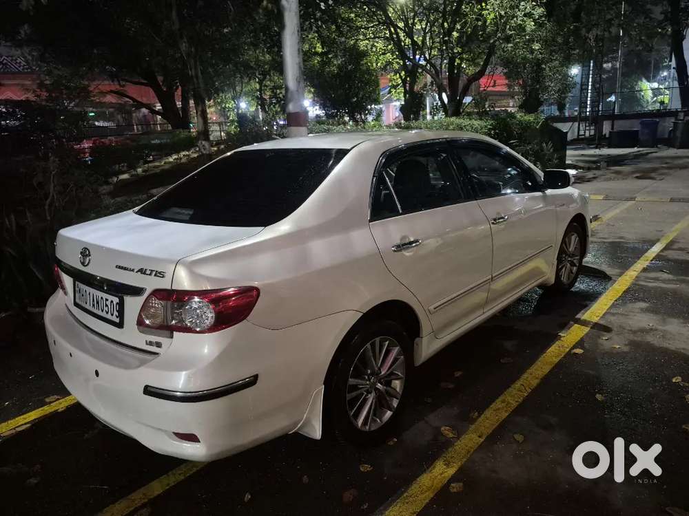 Toyota Corolla Altis 2014 Petrol Well Maintained