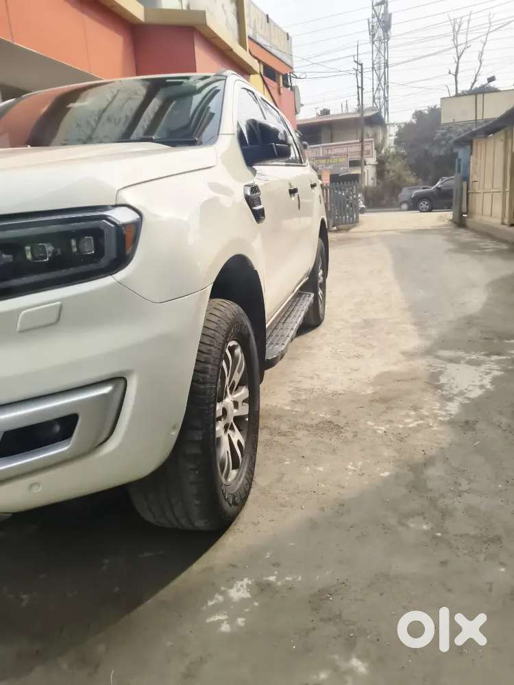 Highly Maintained Ford Endeavour For Sale