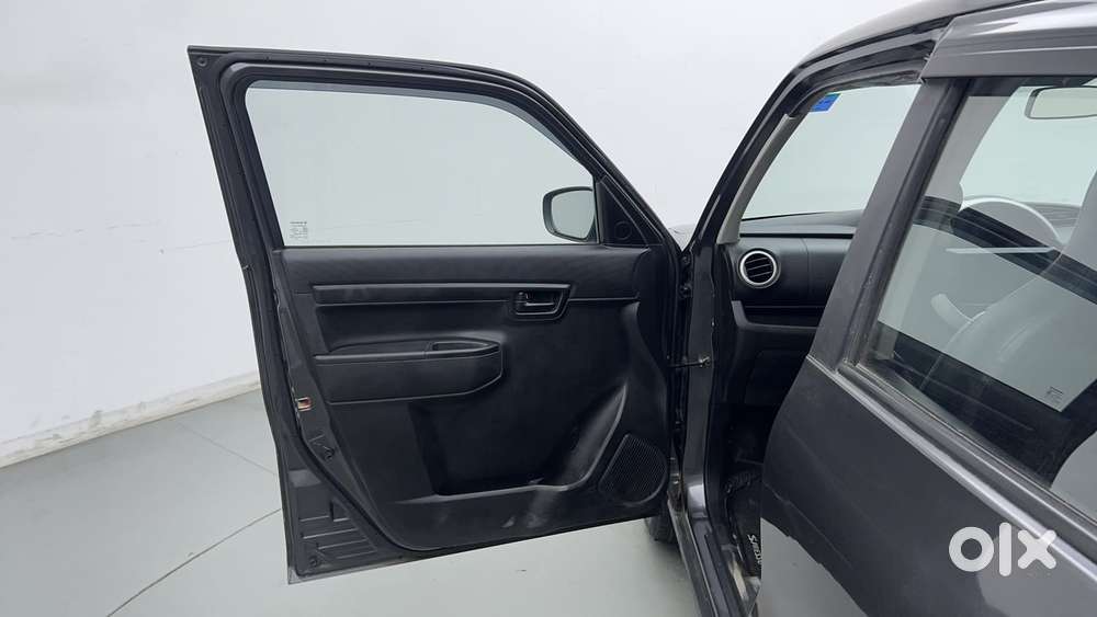 Maruti Suzuki S-presso Vxi Plus, 2023, Petrol