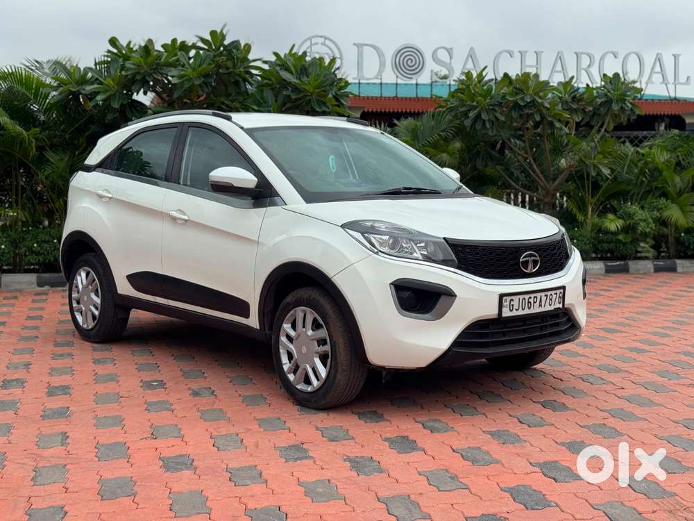 Tata Nexon 1.2 Revotron Xz, 2019, Petrol