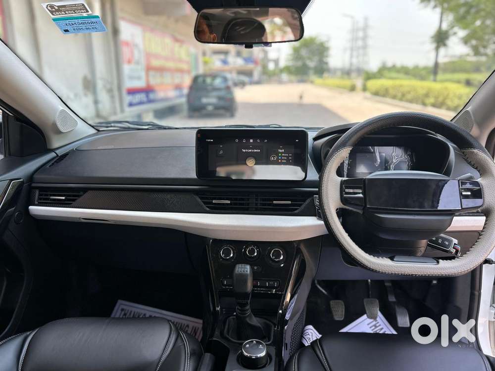 Tata Nexon Pure 1.2 S Revotron Petrol 6 Mt, 2025, Petrol