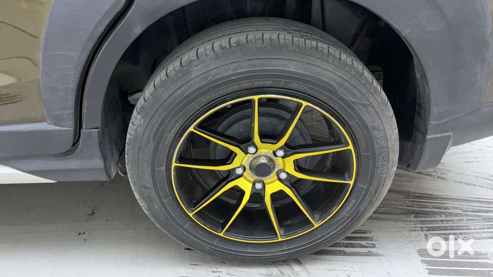 Maruti Suzuki Xl6 1.5 Alpha At, 2022, Petrol