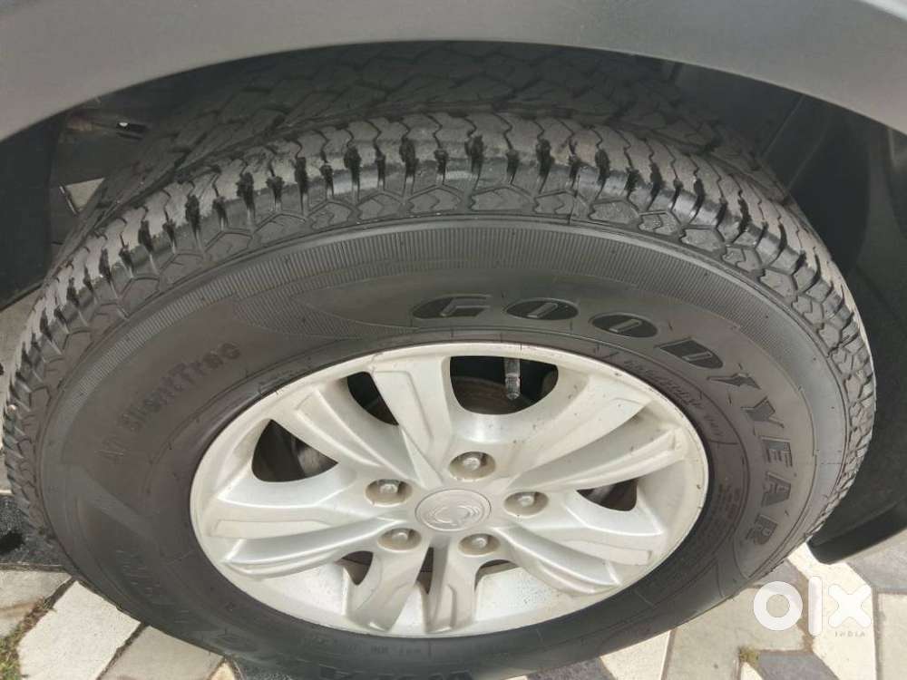 Mahindra Ssangyong Rexton Rx7, 2015, Diesel