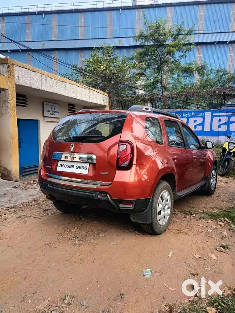 Renault Duster 2017 Diesel 32000 Km Driven