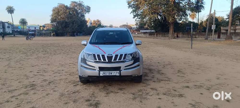 Xuv 500 Top Model W8