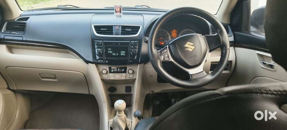 Maruti Suzuki Swift Dzire Zxi, 2012, Petrol