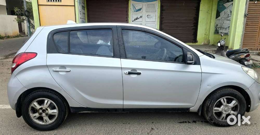 Hyundai I20 Asta 1.4 Crdi With Avn 6 Speed, 2011, Diesel