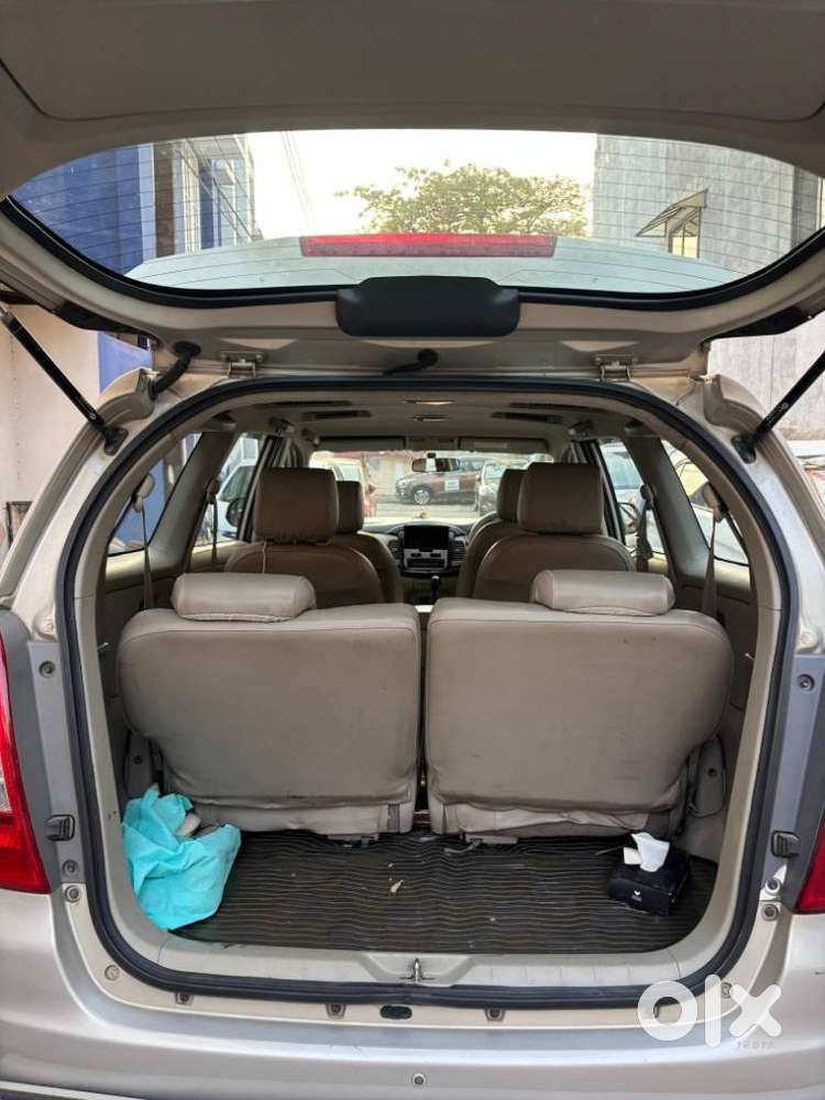 Toyota Innova 2.5 V 7 Str, 2014, Diesel