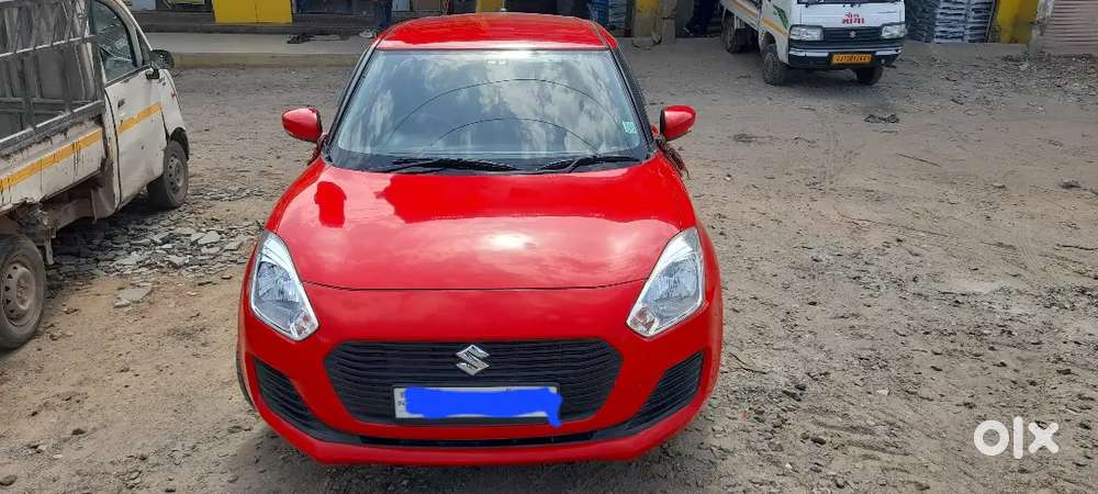 Maruti Suzuki Swift 2018 Petrol 64000 Km Driven, 4-cylinder Engine
