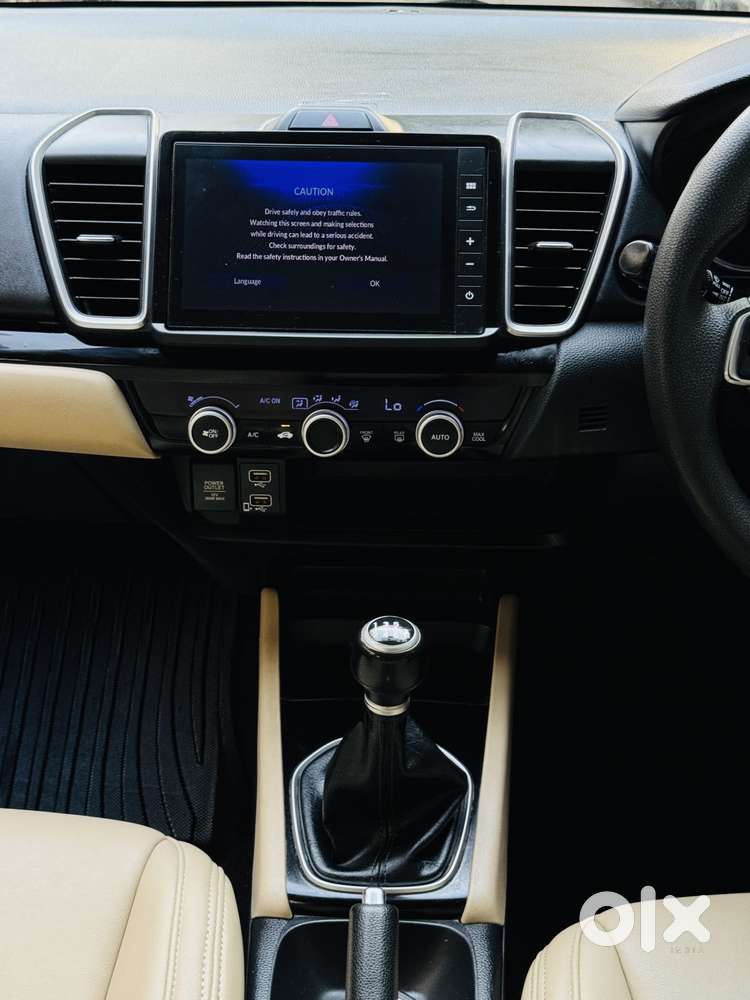 Honda City 1.5 V 5th Gen I-vtec Mt, 2020, Petrol