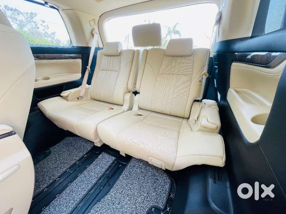 Toyota Vellfire Vip – Executive Lounge, 2023, Electric
